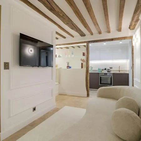 Apartment Luxueuse Palais De L'elysee Faubourg Saint Honore - 8e *