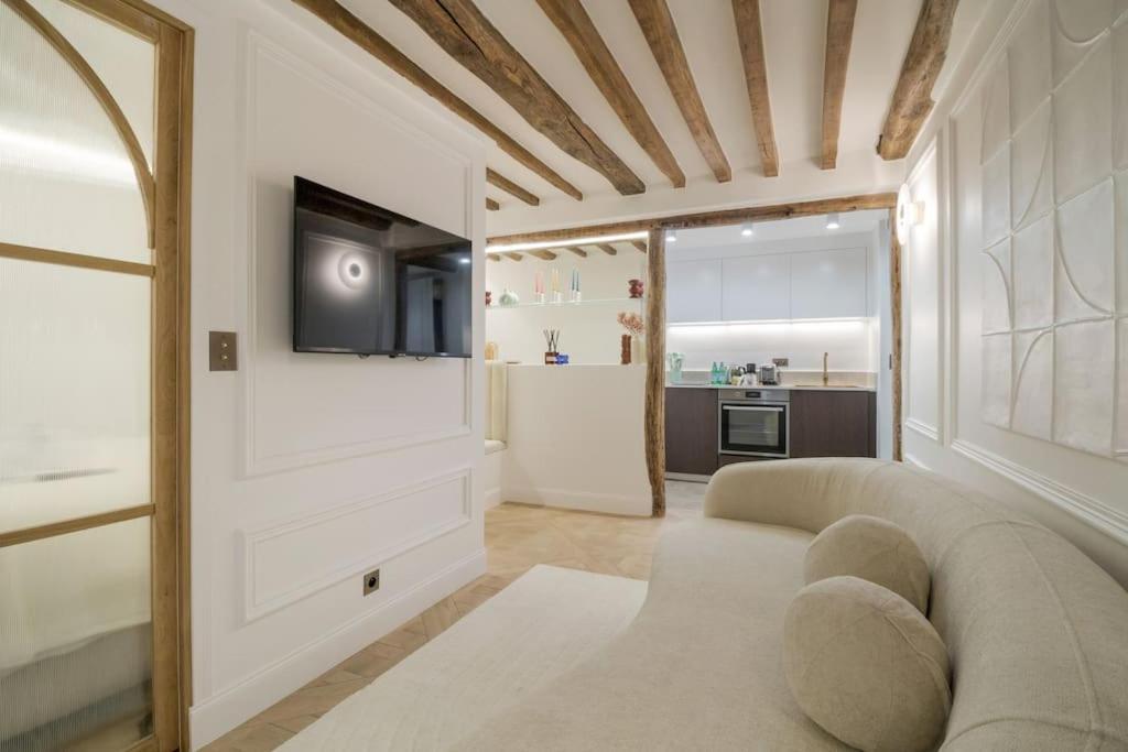 Apartment Luxueuse Palais De L'elysee Faubourg Saint Honore - 8e *